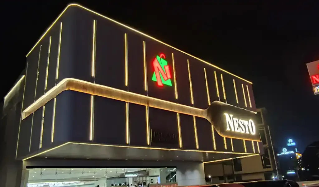 india building facade lighting